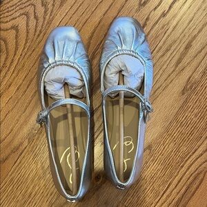Sam Edelman Silver Ballet Flats Brand New